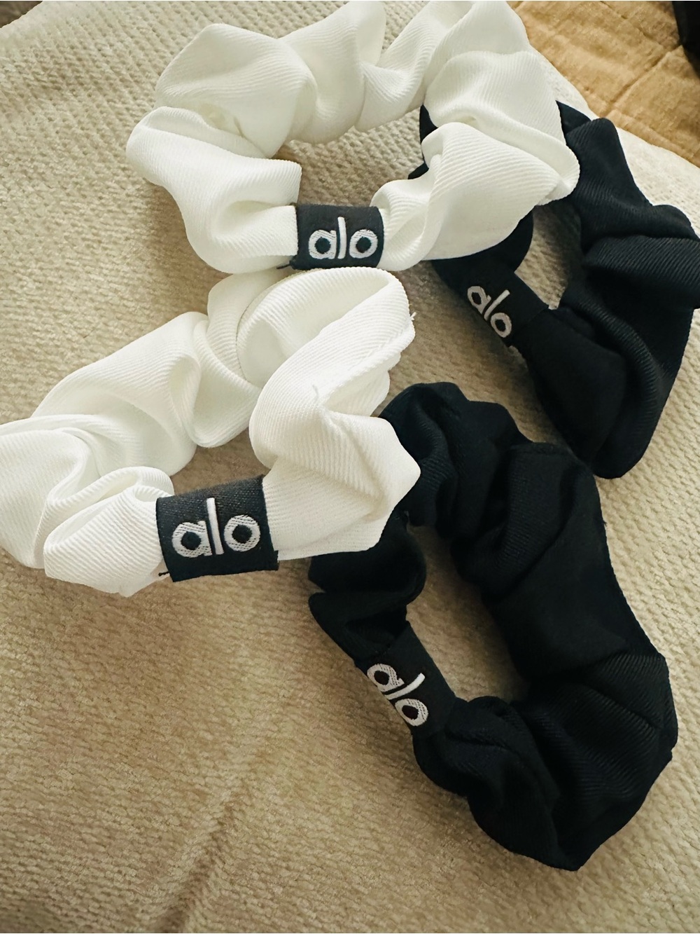 ALO Yoga Kids Black & White Logo Scrunchie Duo